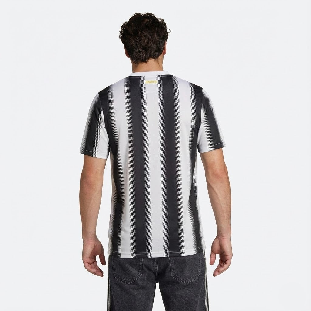 Camisa Retrô Juventus 2011/12 I